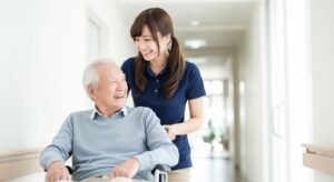 介護士と高齢者男性