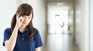 女性の介護職員の画像